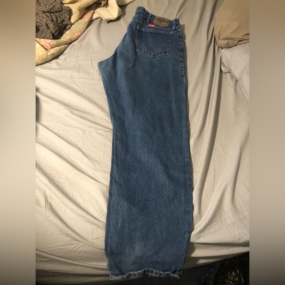 Dark blue Wrangler men’s NEVER WORN